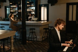 How to Create a Successful Event Series at Your Restaurant