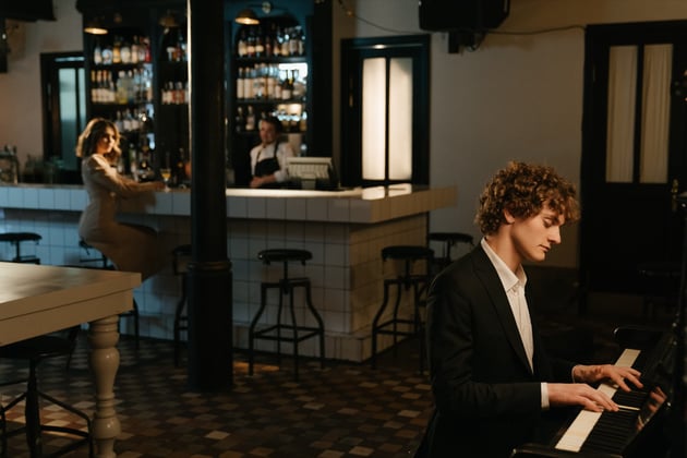 How to Create a Successful Event Series at Your Restaurant