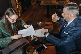 How to Navigate and Negotiate Contracts with Third-Party Food Delivery Platforms