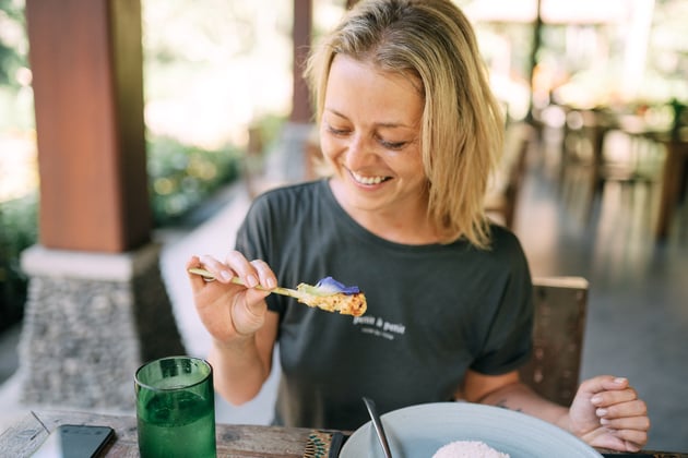 Bubble Dining: Should Your Restaurant Use Bubble Tents for Outdoor Dining?