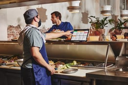 7 POS Features Your Restaurant Should Be Using