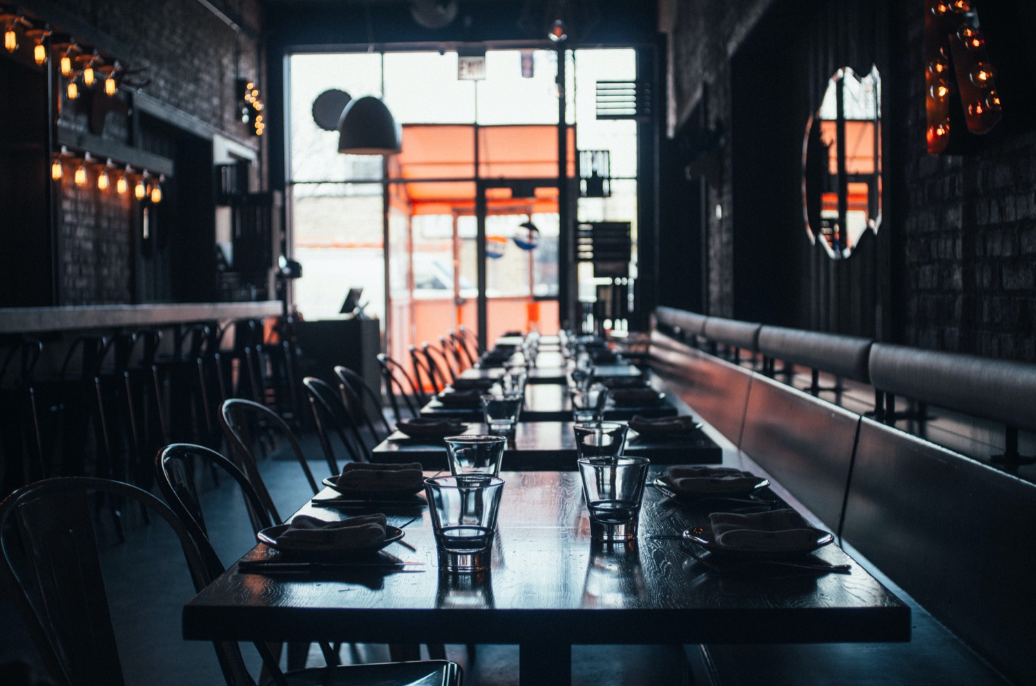How Much Does It Cost to Start a Restaurant? Tips & Checklist
