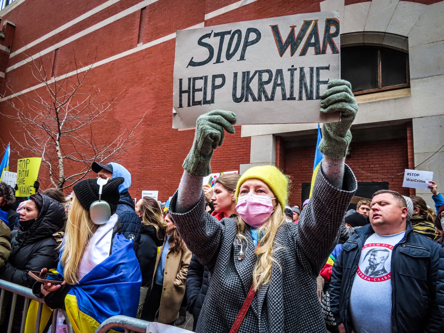 How Restaurants Can Help & Show Support in Response to the War in Ukraine
